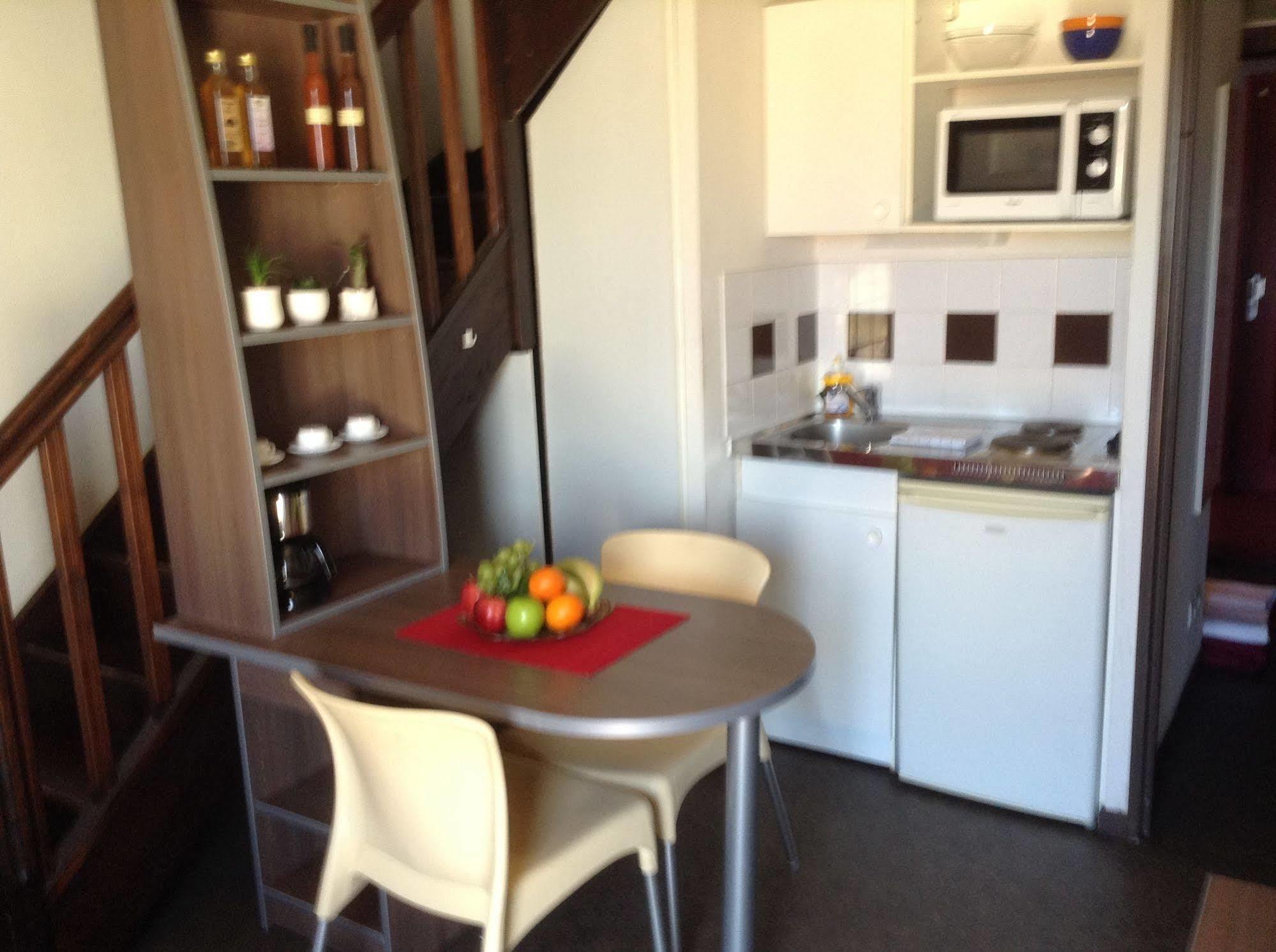 Le Patio Des Traboules Aparthotel ลียง ภายนอก รูปภาพ