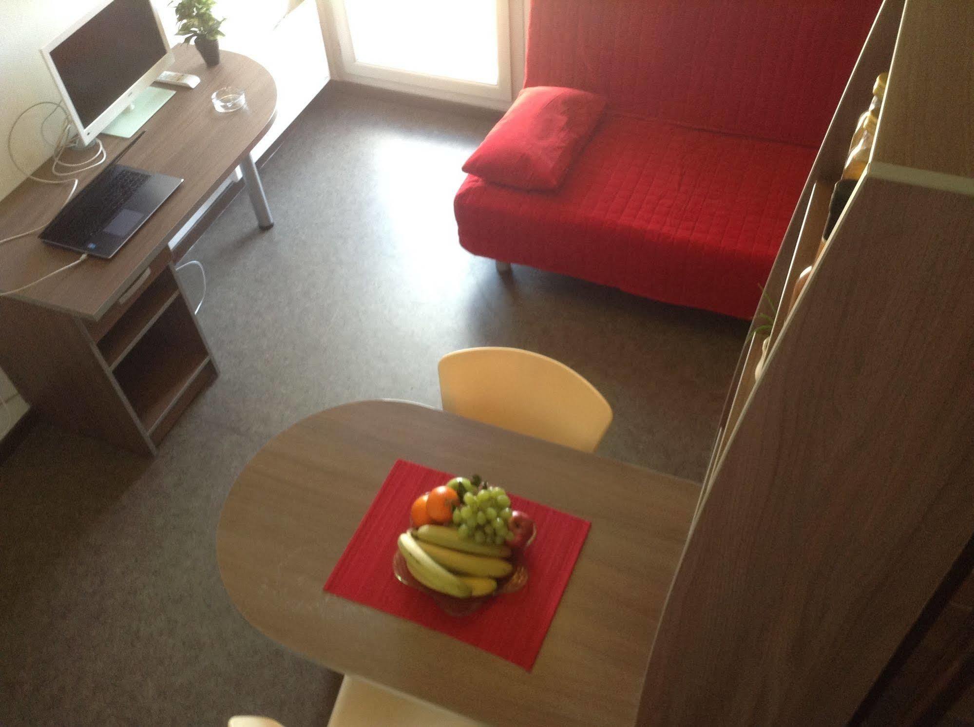 Le Patio Des Traboules Aparthotel ลียง ภายนอก รูปภาพ