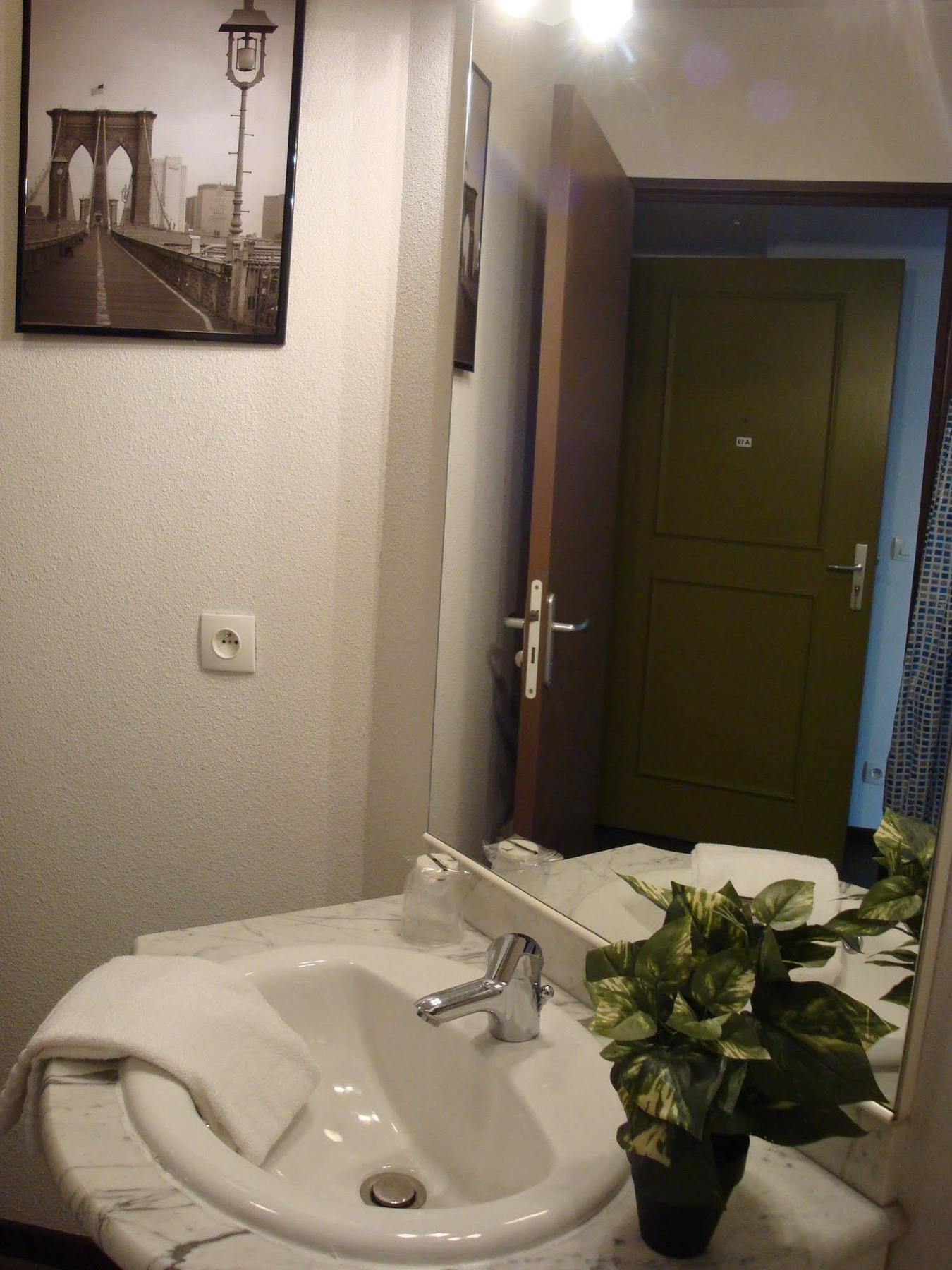 Le Patio Des Traboules Aparthotel ลียง ภายนอก รูปภาพ