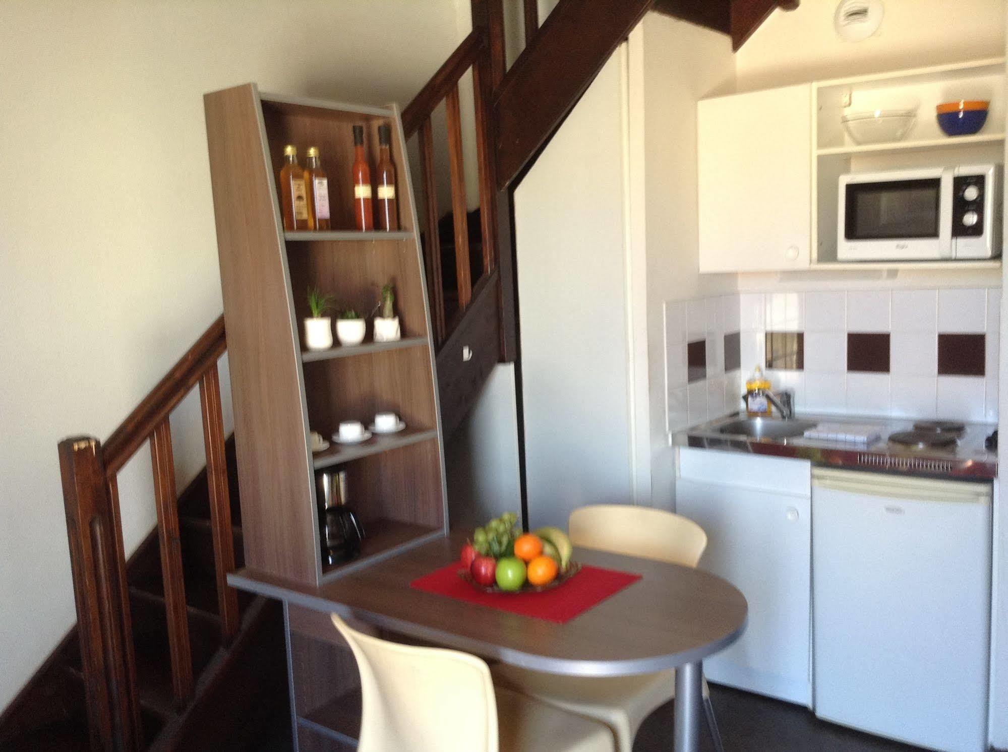 Le Patio Des Traboules Aparthotel ลียง ภายนอก รูปภาพ